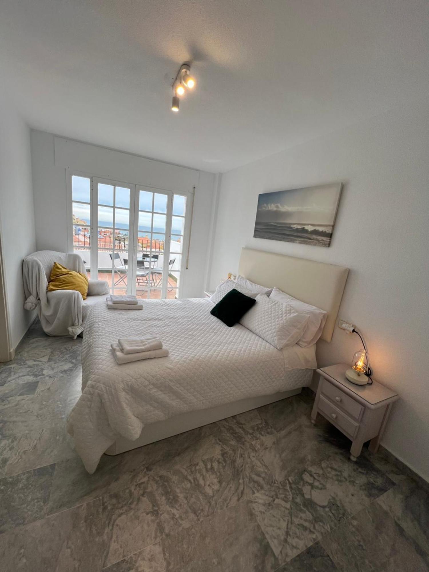 Apartament Atico Vistas Al Mar Golf ,Piscina Y Parking Albatros 2 Rincón de la Victoria Zewnętrze zdjęcie