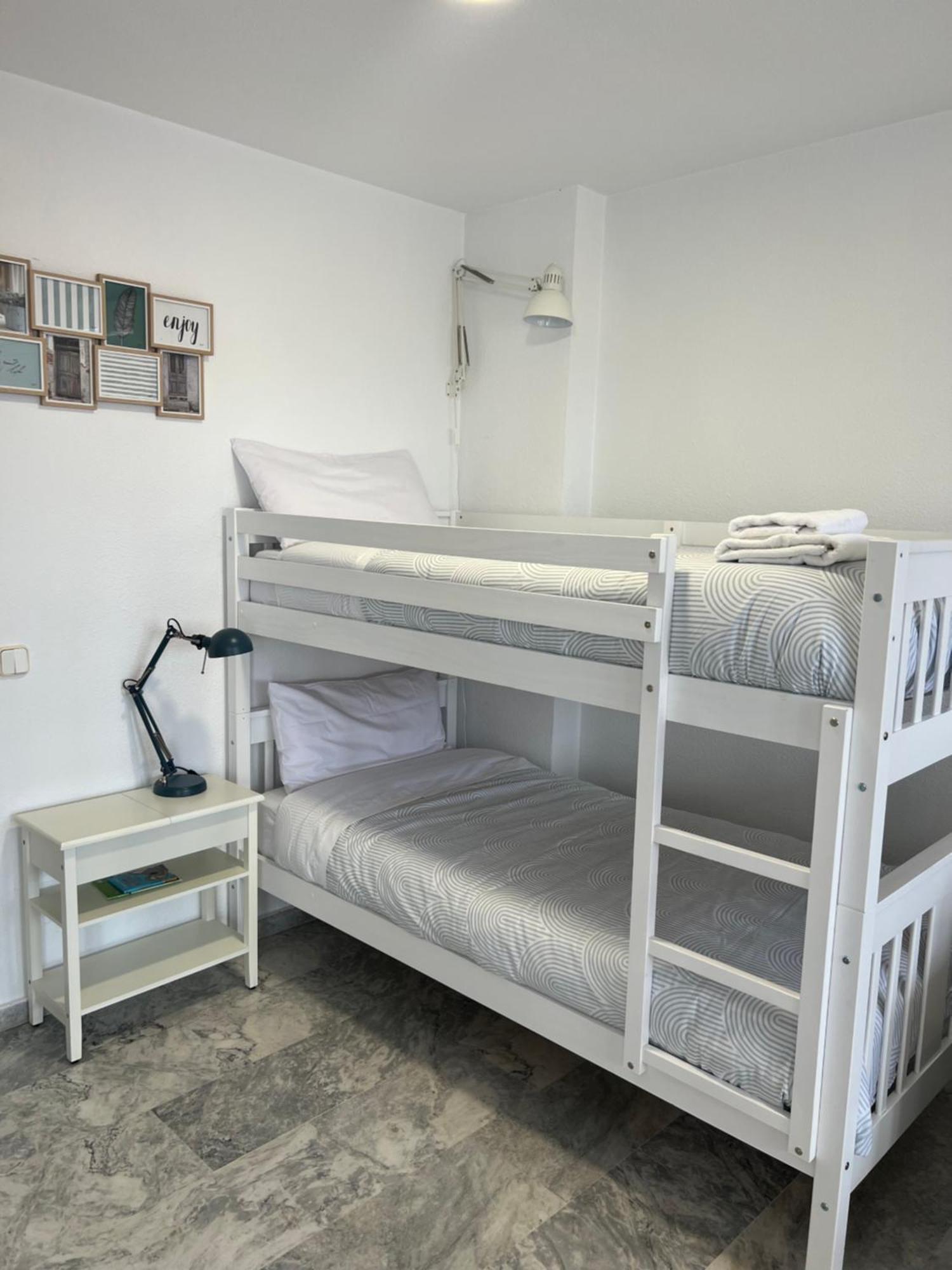 Apartament Atico Vistas Al Mar Golf ,Piscina Y Parking Albatros 2 Rincón de la Victoria Zewnętrze zdjęcie